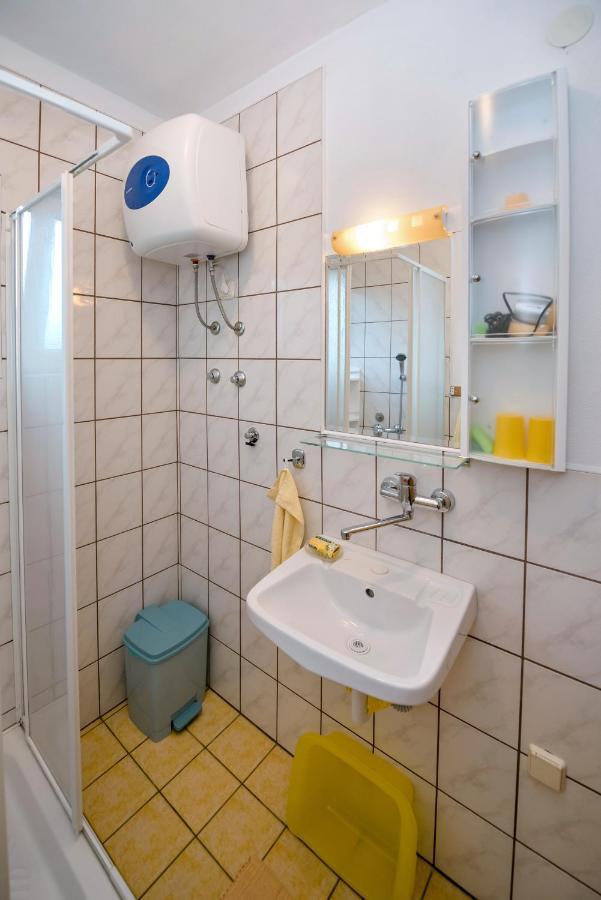 Apartmani Topolovec Luka  エクステリア 写真