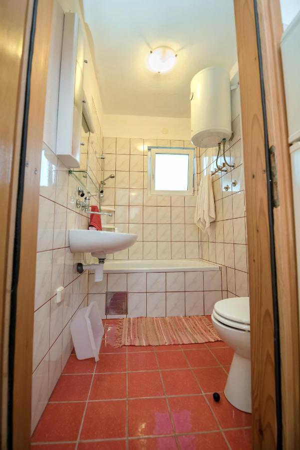 Apartmani Topolovec Luka  エクステリア 写真